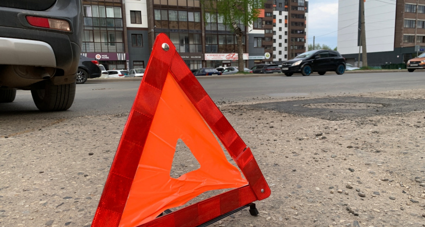 Житель Воронежской области стал участником двойного происшествия на дороге