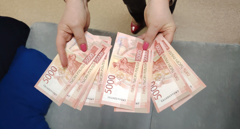 Сотрудники воронежской компании наконец-то получили зарплаты, задержанные почти на год  