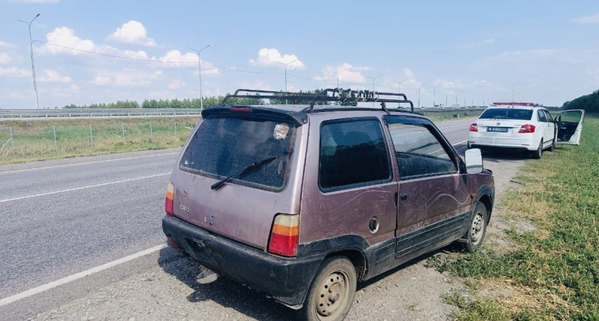 В Воронеже пьяный кубанец угнал “Оку”, оставленную с ключами в замке зажигания