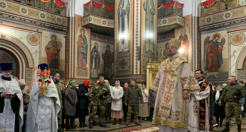 В Воронеж привезли почитаемую православную святыню