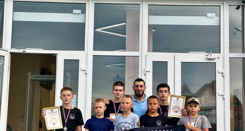 Лискинские спортсмены блестяще выступили на турнире по грэпплингу