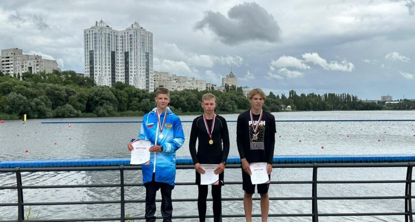Лискинские спортсмены вновь стали лучшими на соревнованиях по гребле