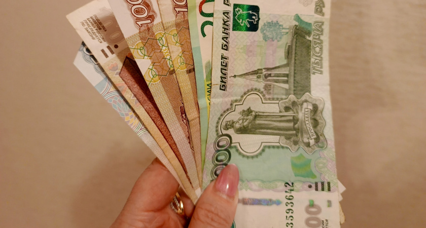 Ежемесячная выплата 2700 рублей пенсионерам: как получить