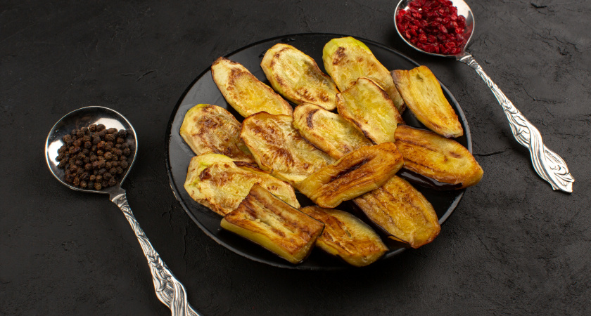 Вкуснейшие кабачки по-немецки с хрустящей корочкой: хит летнего сезона без масла