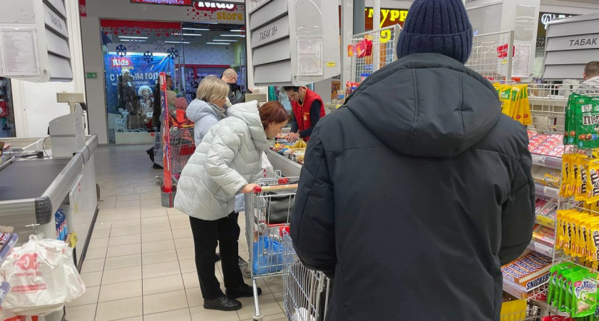 На кассах в "Пятерочке" появилась новая хитрость для тех, кто платит по карте - запомните фразу, чтобы сказать ее продавцу в нужный момент