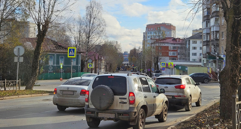 Больше не нужно включать ближний свет днём? Почему многие уже ездят без фар? Мифы, правда и вся суть новых ПДД