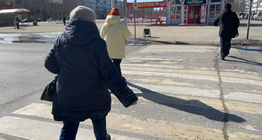Если вам 50-70 лет: 1 чайная ложка каждый день поможет сохранить превосходный ум и ясную память - еще 4 рекомендации академика Микулина
