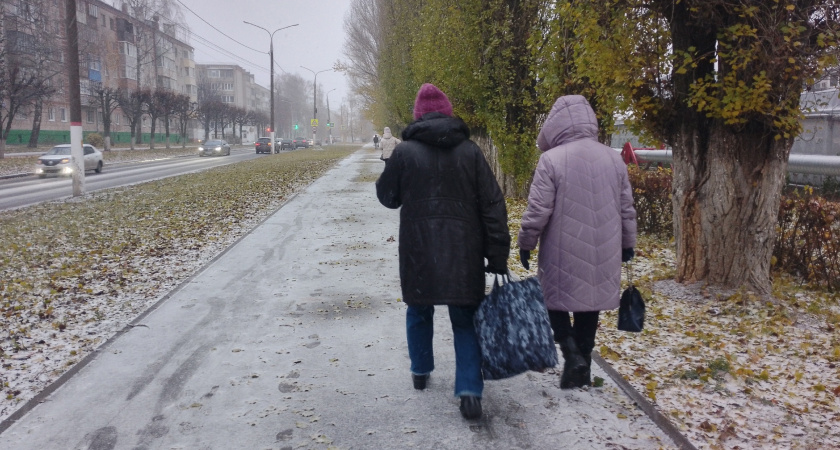 Если вам 45-70 лет: 1 чайная ложка каждый день поможет сохранить идеальный ум и ясную память - еще 4 рекомендации академика Микулина