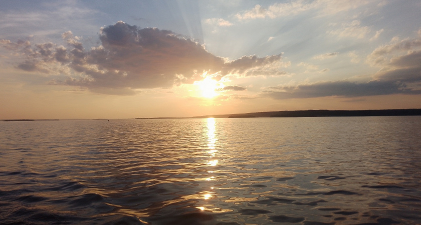 6 пляжей, где самое теплое море в октябре - вода +28 °С, туристов минимально, а лето есть