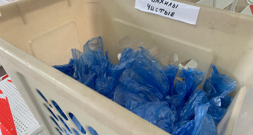 Подруга покупает пачками бахилы. Когда узнала для чего, стала закупать в 2 раза больше. 5 необычных применений бахил