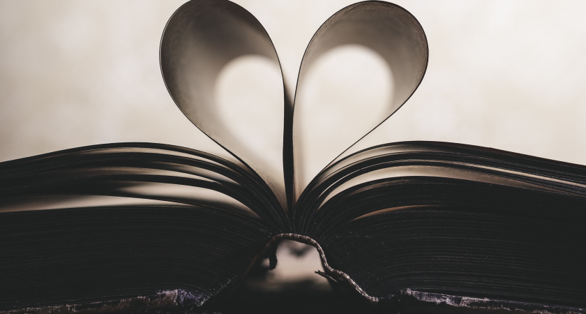 После 40 лет дружбы я наконец-то поняла, почему подруга на каждый праздник дарила мне только книги