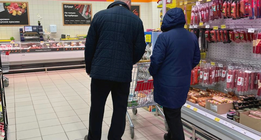 «Я туда не вернусь»: Подруга 3 месяца проработала в Пятерочке, рассказала, почему оттуда люди убегают и не хотят работать