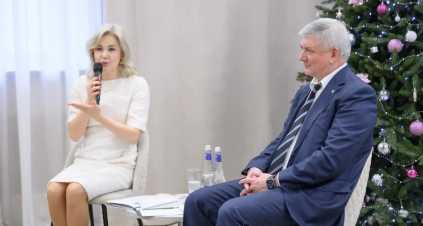 Губернатор Александр Гусев обсудил с Общественной палатой итоги года и планы развития Воронежской области