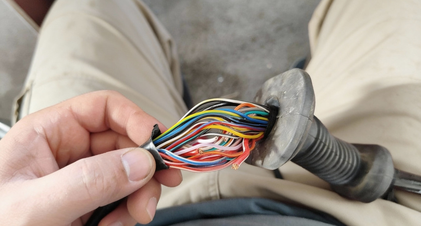 Как найти обрыв в проводе без приборов, если снаружи все целое: показываю быстрый способ