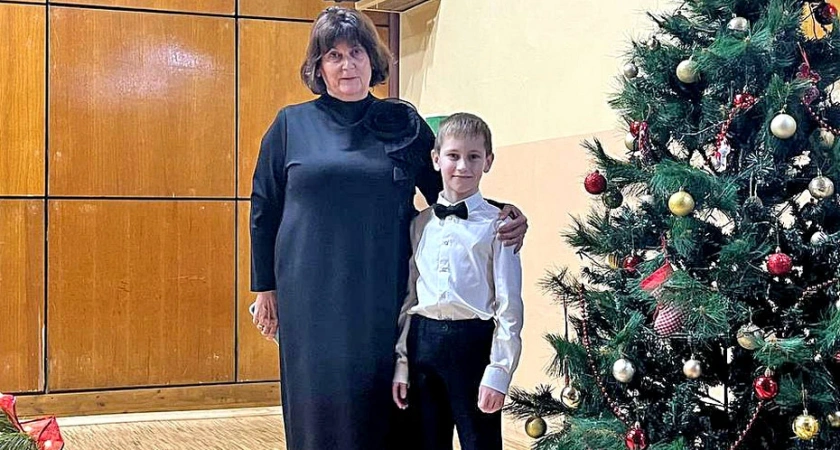 Семилетний пианист из Лисок завоевал "серебро" на престижном конкурсе