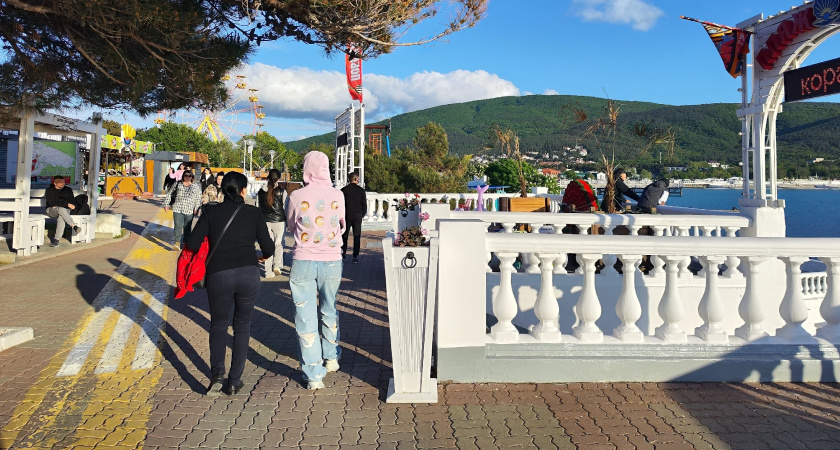 Здесь терпеть не могут русских: 4 курорта, где "наших" туристов не любят - даже чаевые не спасут