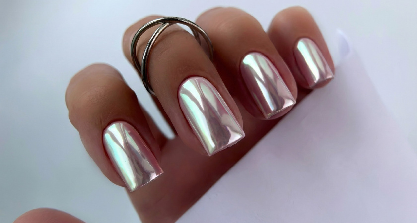 Новогодний маникюр на короткие ногти: 5 трендовых идей - приготовьтесь ловить восхищенные взгляды