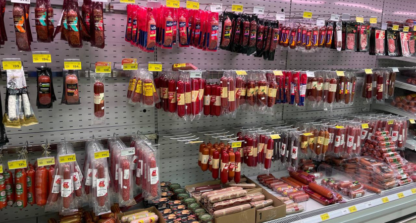 Там чистое мясо. смело берите сразу 3 палки: Росконтроль назвал лучшие марки колбасы