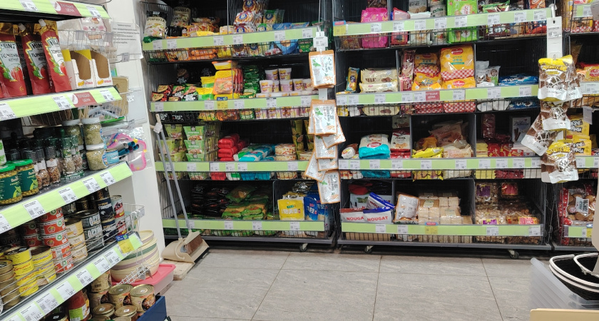 5 товаров из "Светофора", которые можно смело брать, и 5 — от которых лучше отказаться: чек-лист от постоянного покупателя