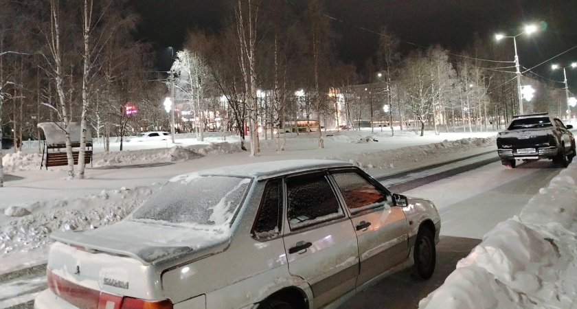 Чем отличаются квадратный и треугольный знаки пешеходного перехода, и какие штрафы грозят нарушителям