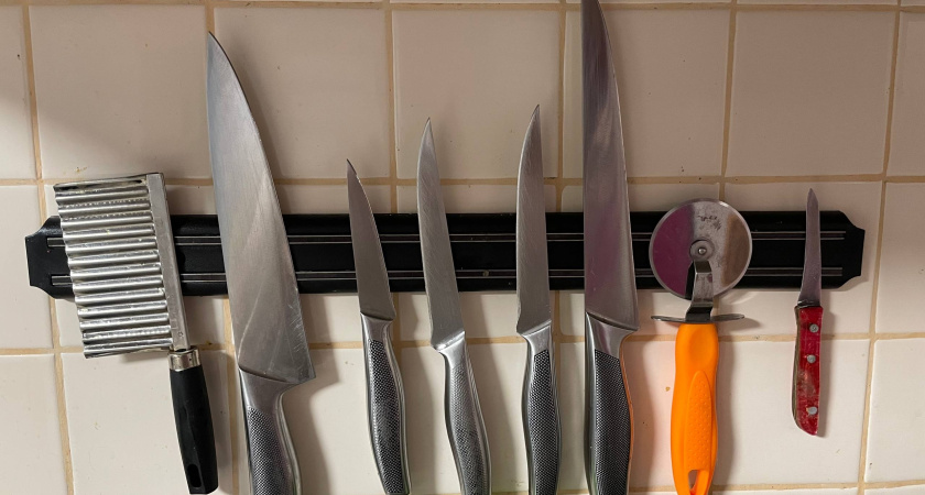 Намазали и смыли – даже старые ножи станут острее бритвы: без особых усилий и специнструментов