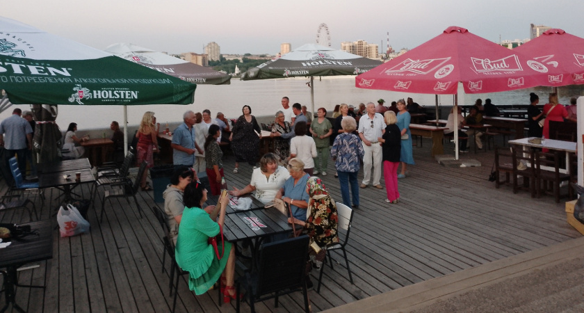 Эти стрижки и прически для женщин 55+, которые портят лицо, создавая эффект бульдожьих щек и полноты