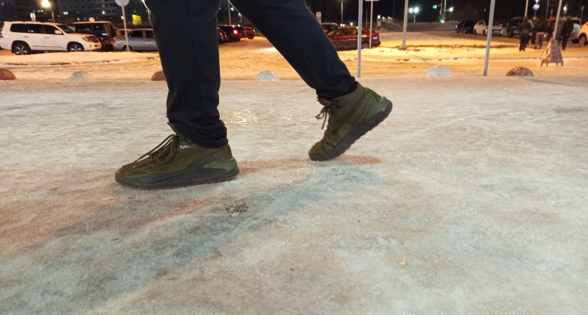 Более двух тысяч жителей Воронежской области пострадали из-за гололёда за неделю