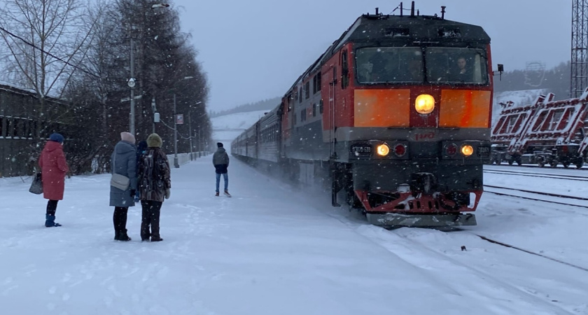 Почему поезда стучат колесами только в России, а в Европе, Китае и Японии стука нет