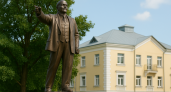 В Лисках обновили памятник Ленину на улице Титова
