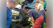 В Воронежской области спасатели вытащили водителя трактора из кювета