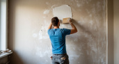 Умные хозяева больше не шпаклюют стены: новый тренд набирает обороты — дешево и эффектно