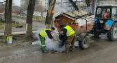 В Лисках продолжается ямочный ремонт дорог литой асфальтобетонной смесью
