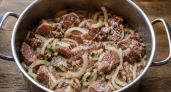 Вот как грузины маринуют мясо для шашлыка - без уксуса, майонеза и соевого соуса. Просто тает во рту