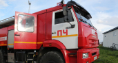 В Воронежской области на трассе М-4 "Дон" полностью сгорел грузовой автомобиль
