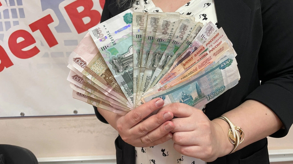 Кому положена дополнительная пенсия в декабре