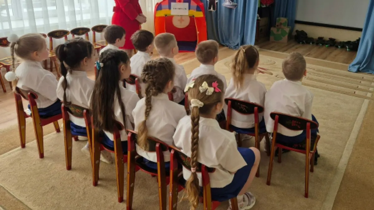 Лискинские дошкольники познакомились с моделями авиации