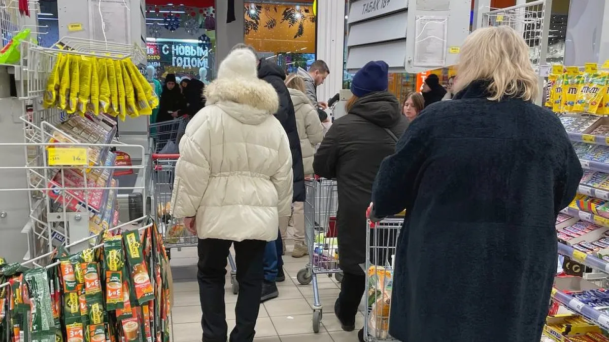 Зашел в литовский магазин — посмотреть на хлеб по 500р и яйца по 7 евро, но увидел совсем другие цены