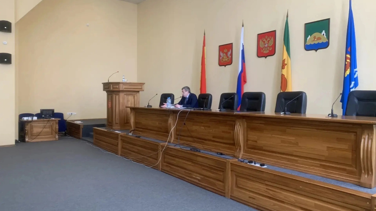 В Лисках с 1 апреля стартует месячник по благоустройству: горожан приглашают на уборку