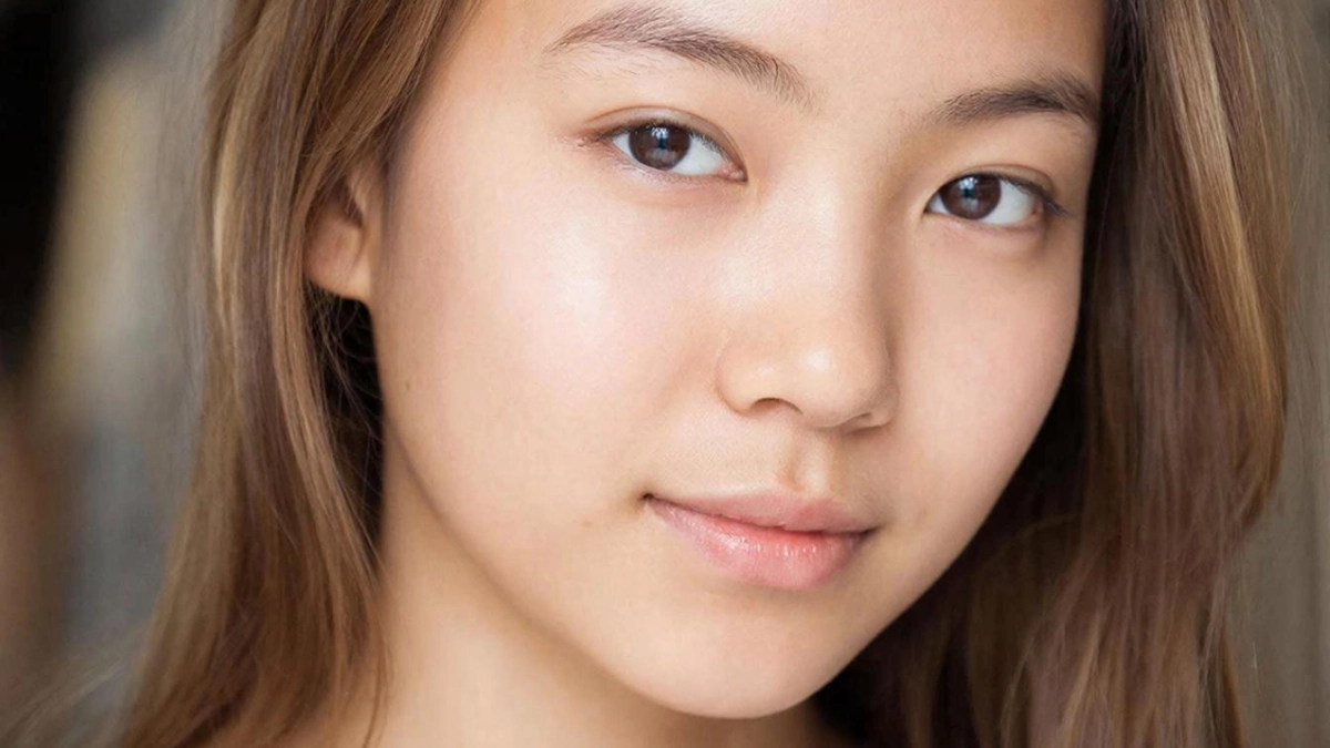 Средство реально за копейки стало звездой макияжа — с ним ресницы выглядят как после салонного ухода