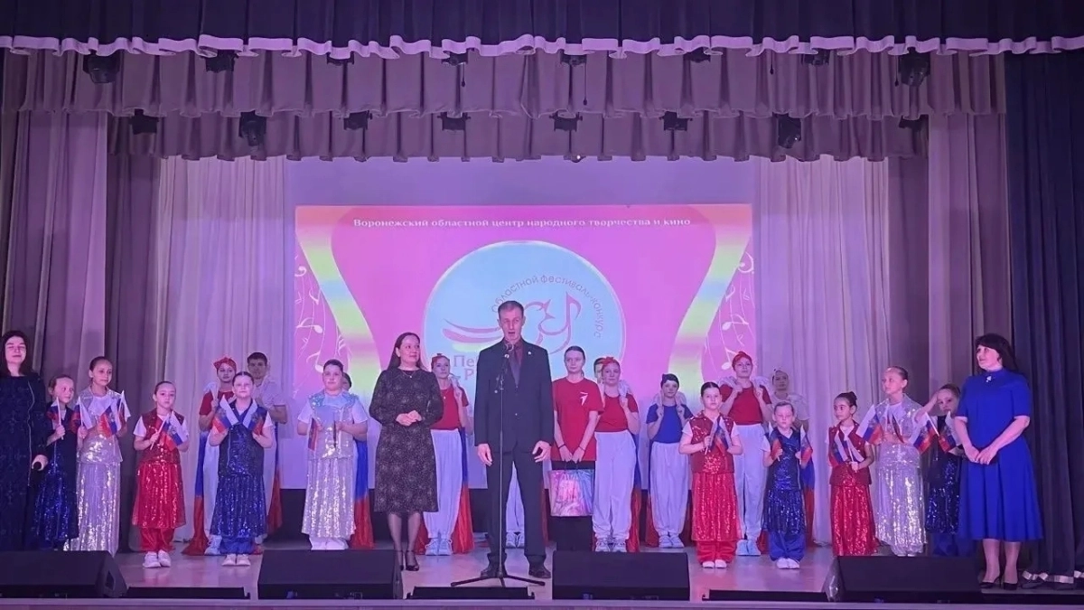 Лискинские коллективы выступили на фестивале "Певучая Россия" в Каширском районе