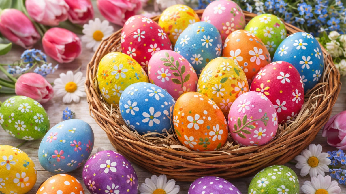 Когда в этом году надо покрасить яйца и испечь кулич