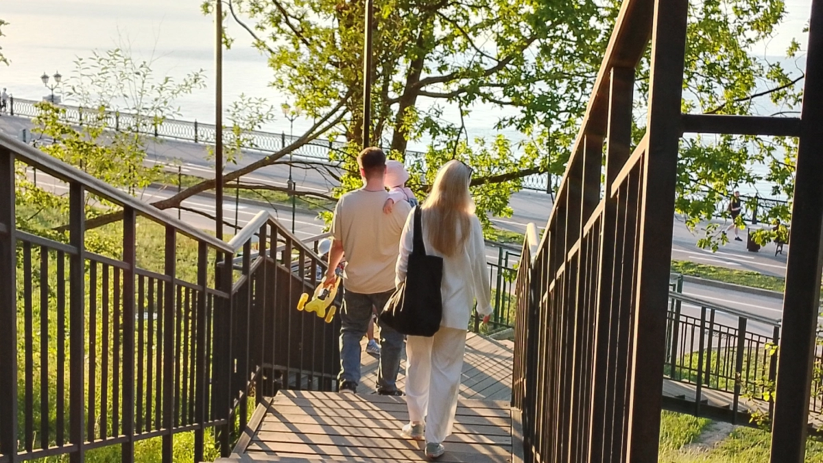 Минус горб и жир на животе: японская техника похудения за 2 минуты в день — лежу и наслаждаюсь