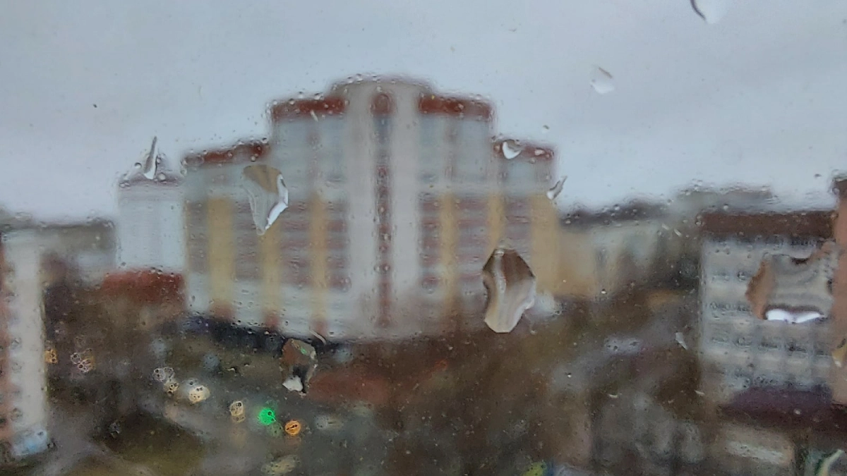 Воронежскую область 14 апреля накроют дожди с порывами ветра до 17 метров в секунду