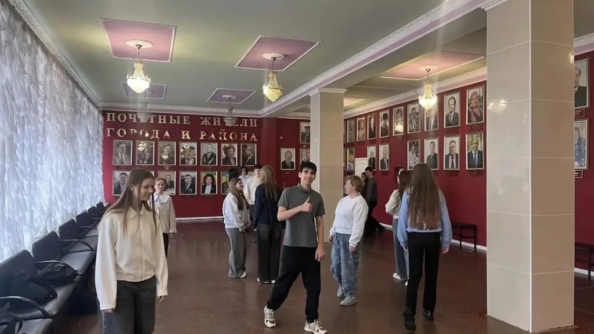 Режиссер Лискинского театра провела для школьников мастер-класс по системе Станиславского