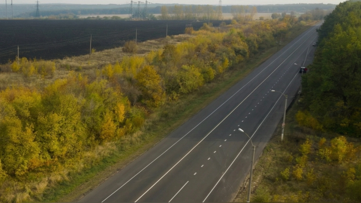 В Воронежской области на ремонт семи дорог в пяти районах выделили 450 миллионов рублей