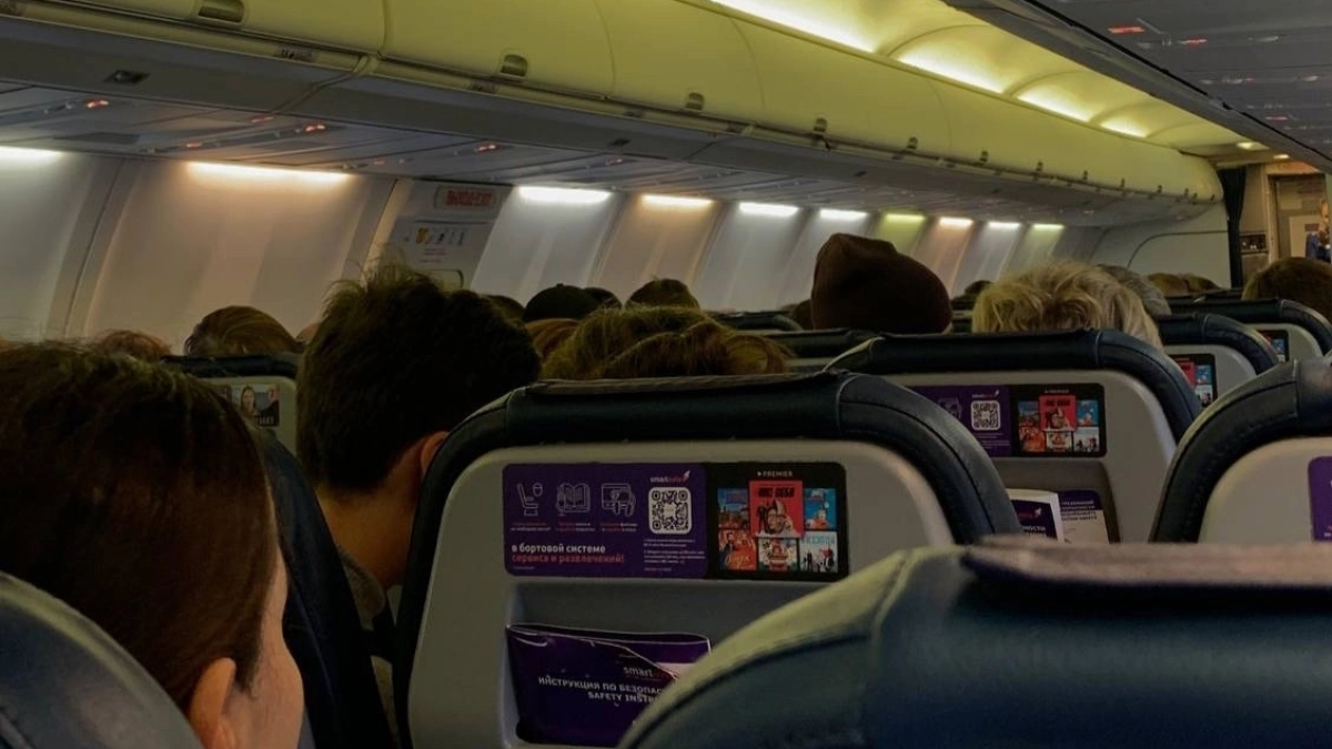 Знаю теперь худшие места в самолете — ни за что не садитесь на них или полет превратится в сущий ад