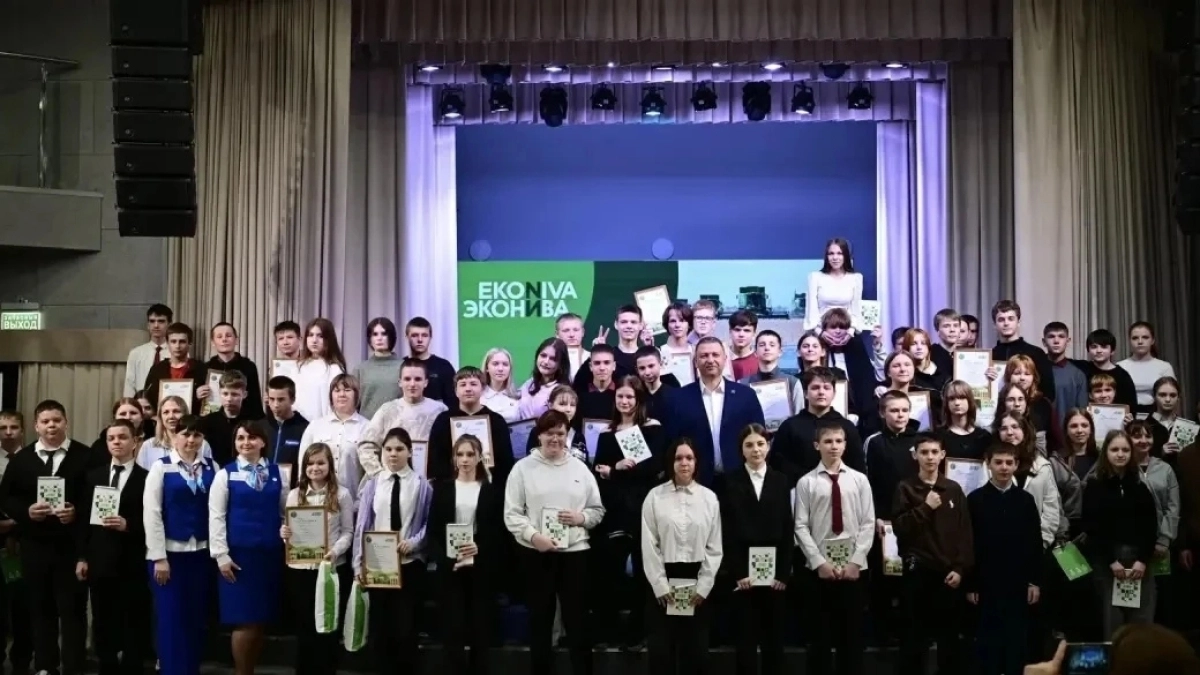 Депутат облдумы от Лискинского района провел встречу со школьниками и почтил память чернобыльцев