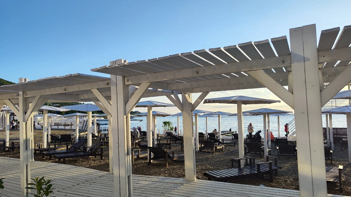 Этот российский курорт становится хитом 2025 года: чистейшие пляжи и прозрачная вода