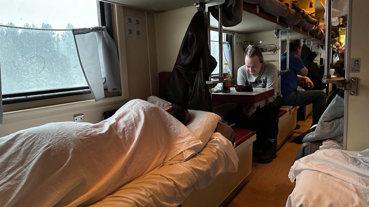 Вместо плацкарта и купе. Какие вагоны вводит в эксплуатацию РЖД?