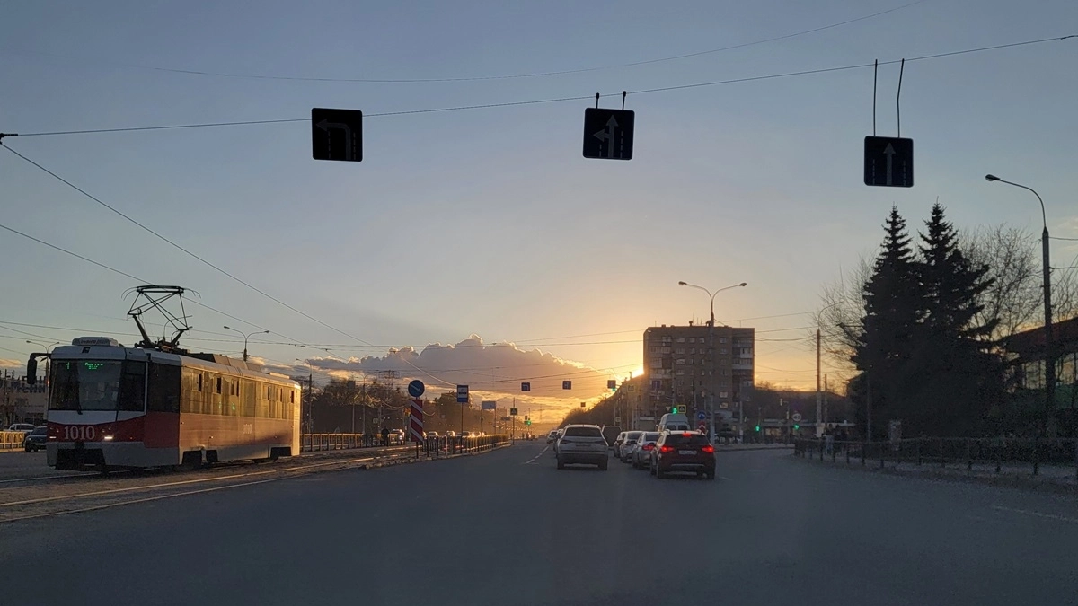 Погода в Воронежской области 26 апреля будет тёплой с дождями и сильным ветром